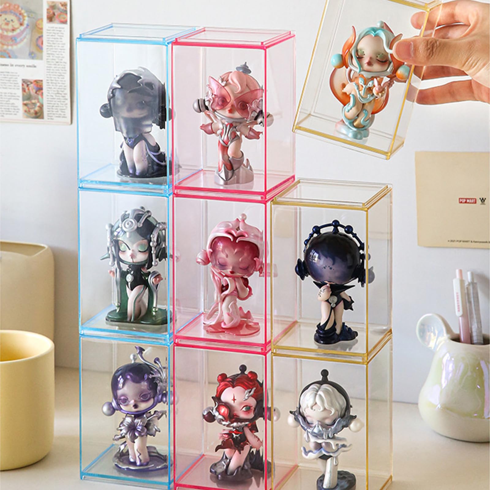 Pop Display Shelf - Kotak Display Akrilik untuk Figur Berwarna-warni,
