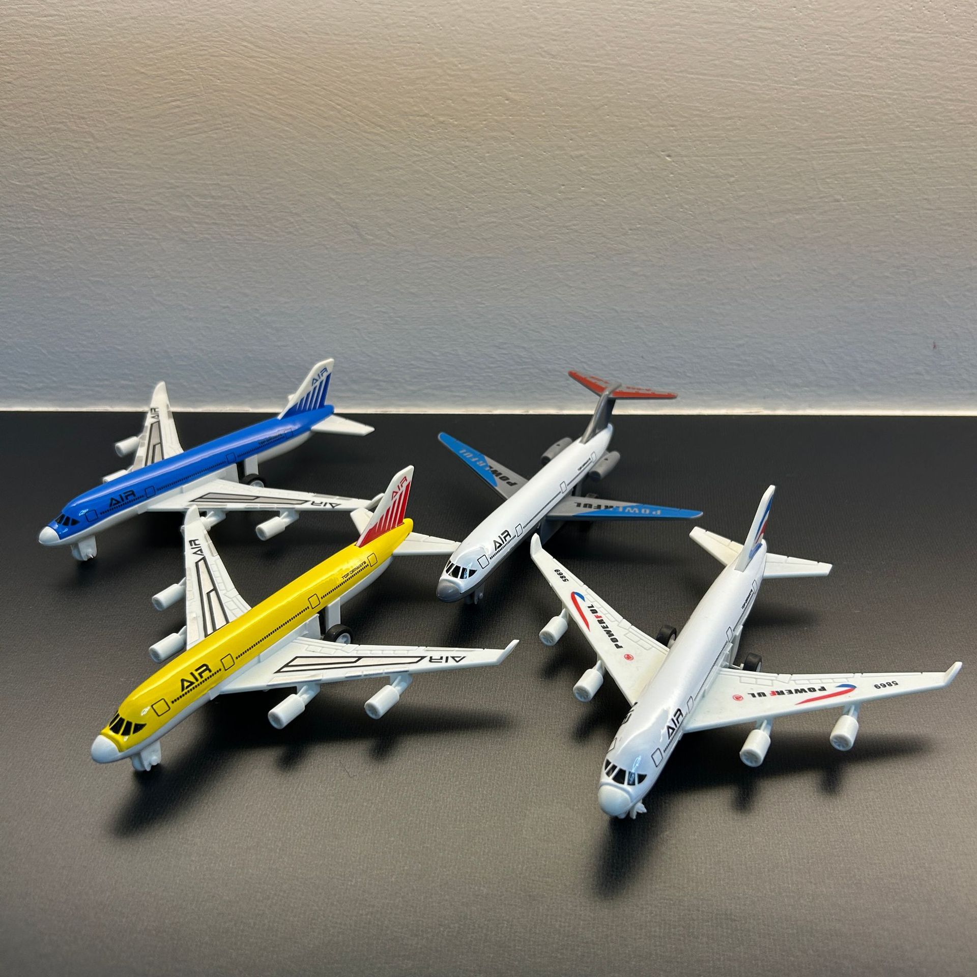 Model Penerbangan Miniatur Mai - Model Airplane Plastic ulasan dan harga